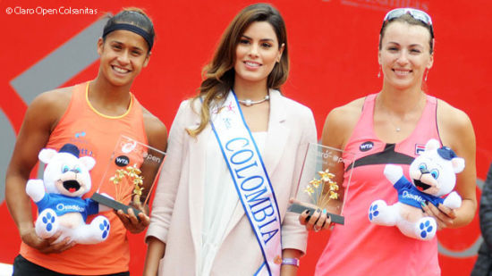 佩雷拉（左一）波哥大赛夺生涯首冠